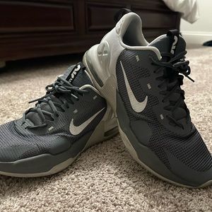 NIKE men’s Airmax